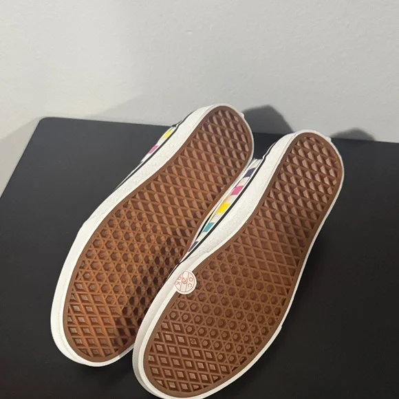 Vans Colorful Checkered Sneakers - Picture 5 of 6
